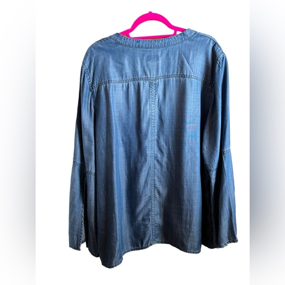 Chico’s Lyocell 4/XL Flare Bell Sleeve Top Women Chambray Bohemian Gypsy Casual - Picture 2 of 9